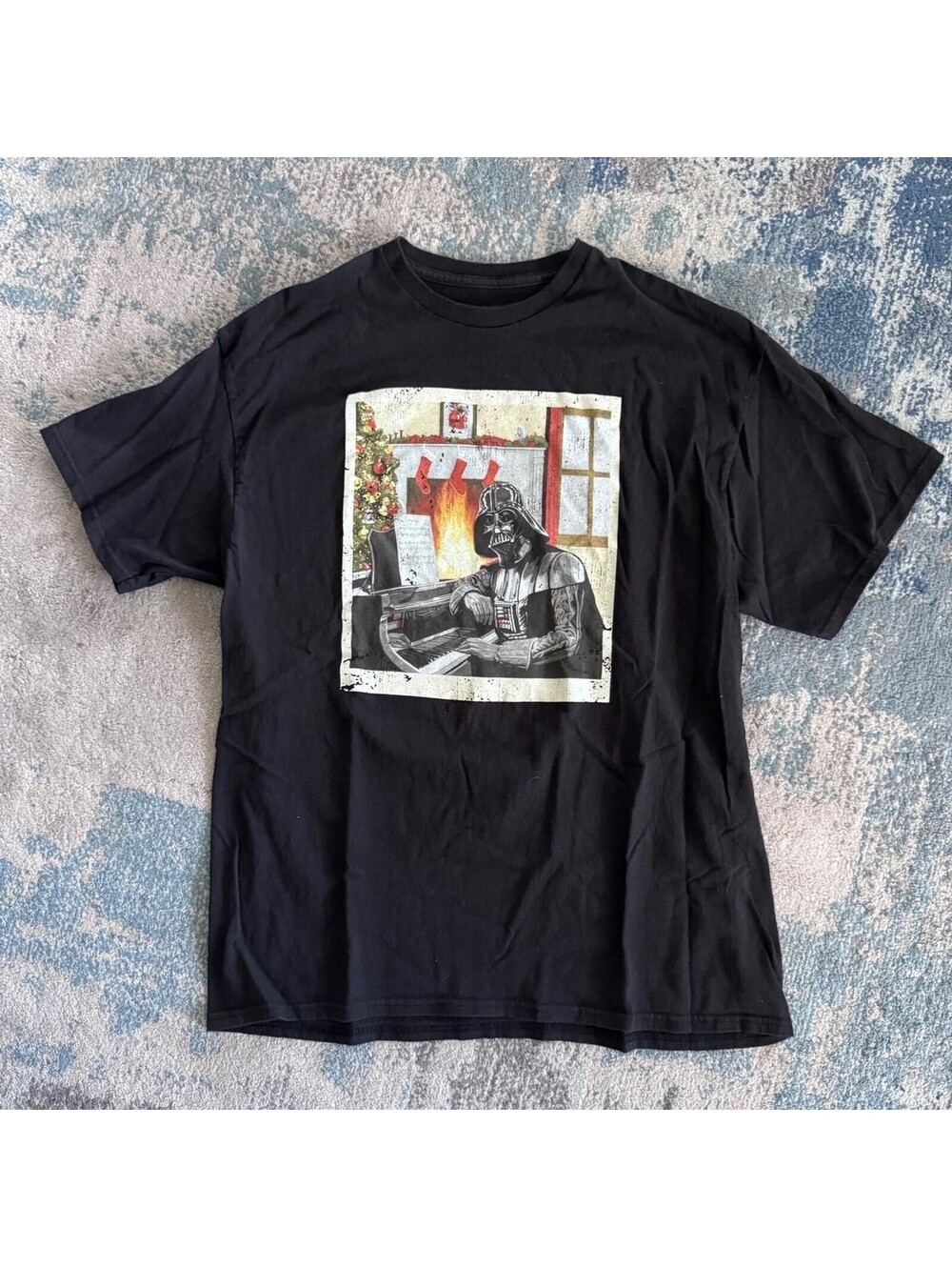 Star Wars Darth Vader t-shirt Darth Vader at a piano with a fireplace, size XL